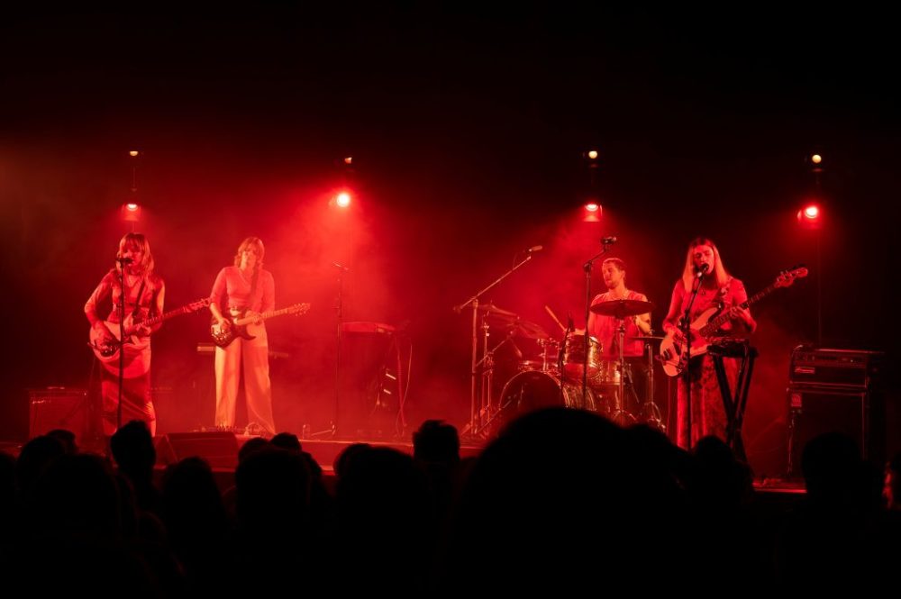 Mermaidens_HOLLYWOOD AVONDALE05