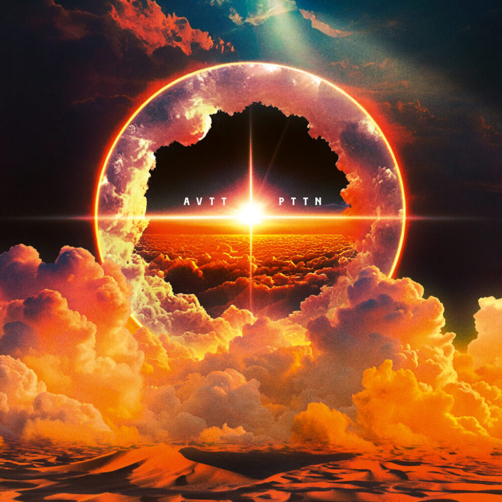 V02_RR773404_AVTT_PTTN_12inch_Jacket_GateFold_11298