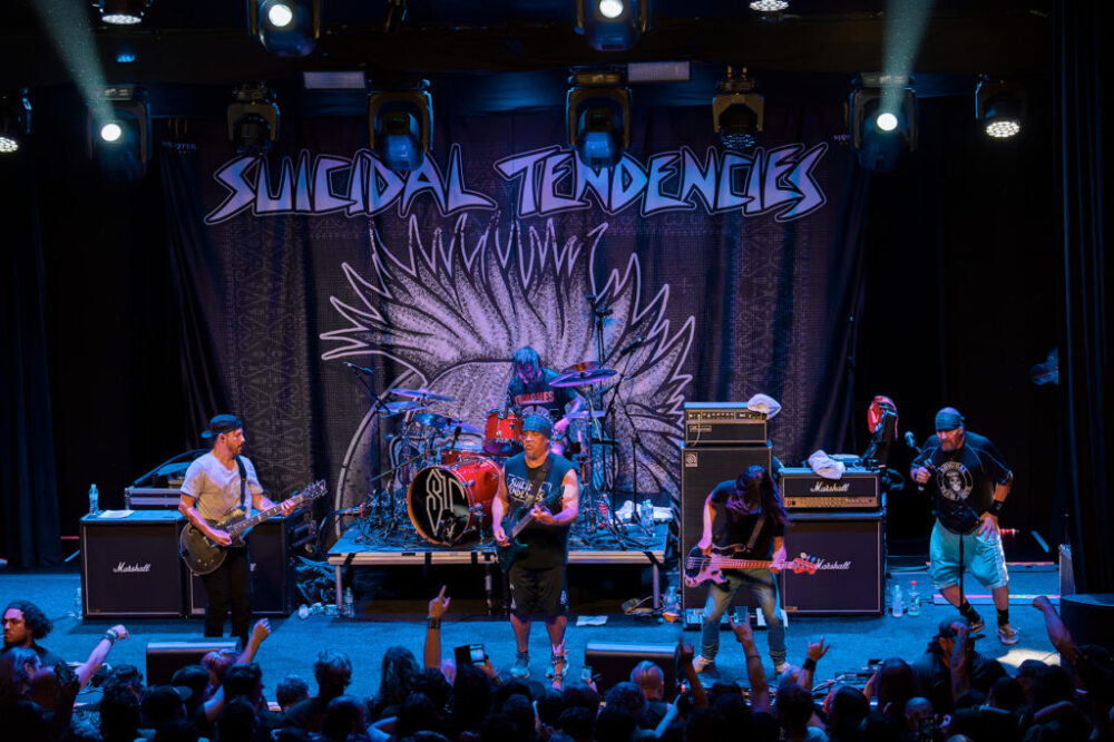 TA_SuicidalTendencies_09